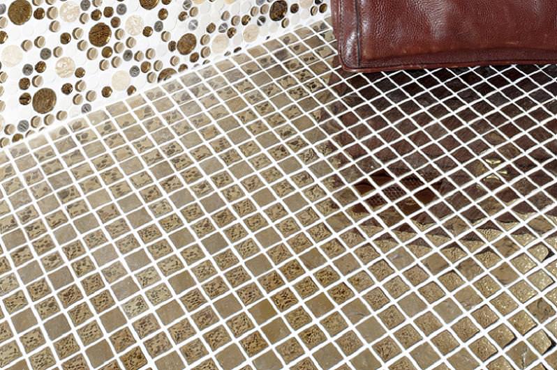 LUXURY GOLD 30 X 302