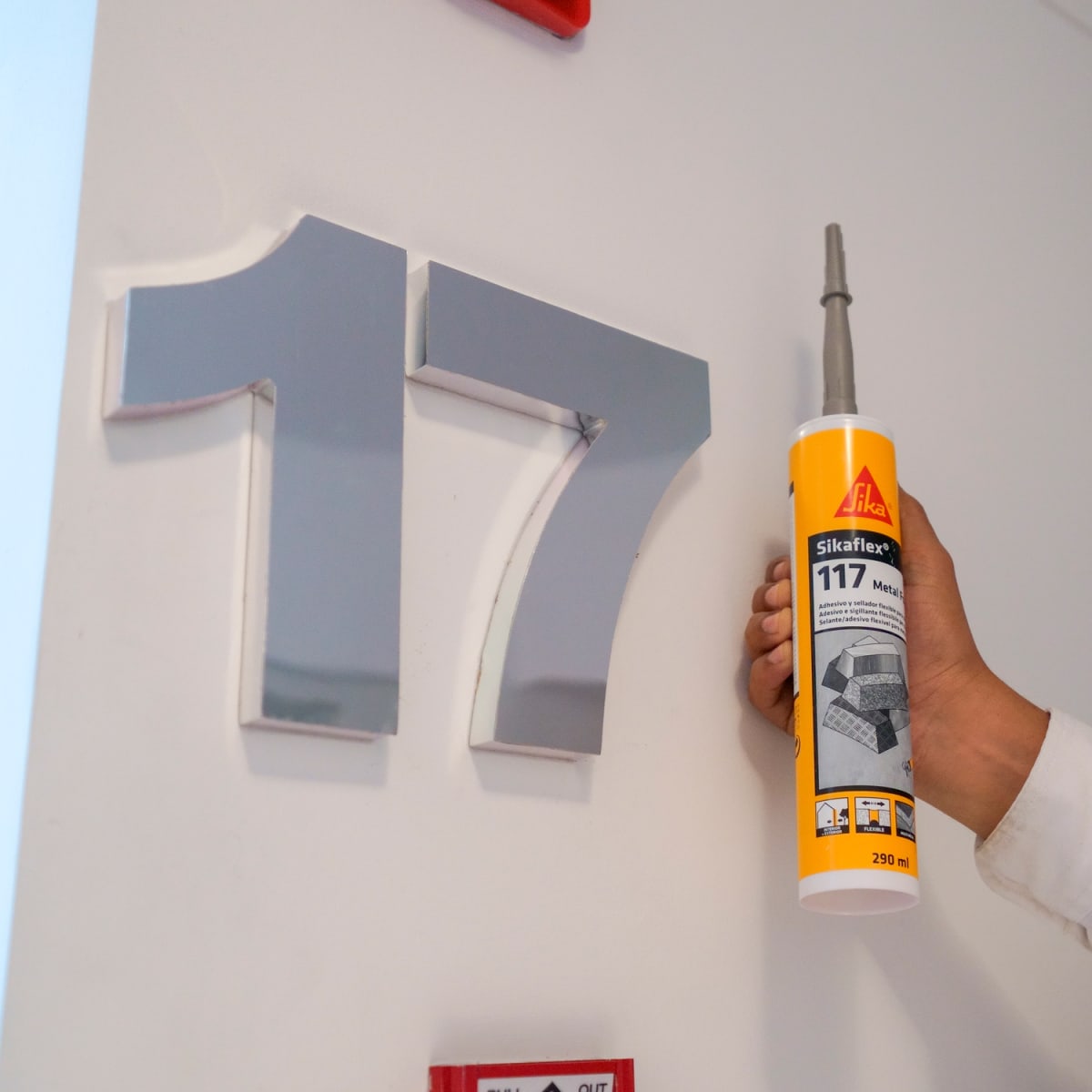 SIKAFLEX-117 METAL FORCE X 290 ML2