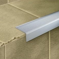 CANTONERA DE 32.88MM C/ANCLAJE ECON.NAT2