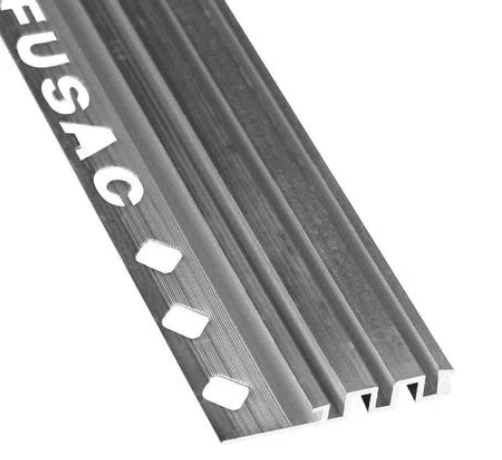 BASE DE ALUMINIO x 2.4mt1