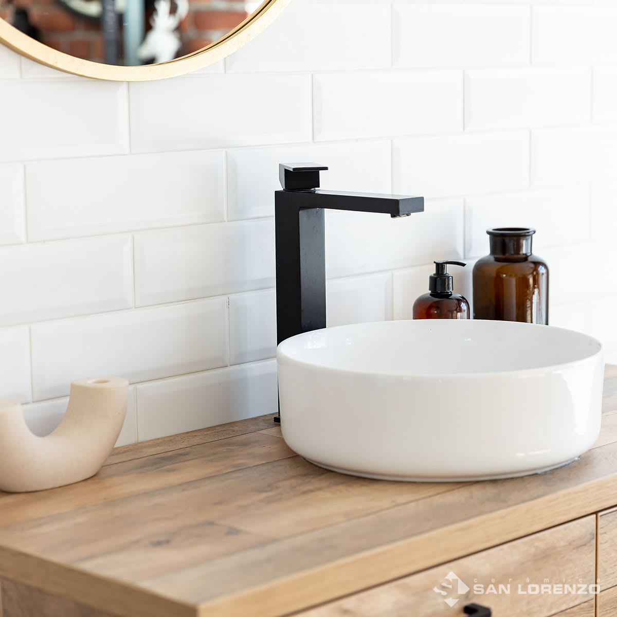 BRICK WHITE MATE 10.7X273