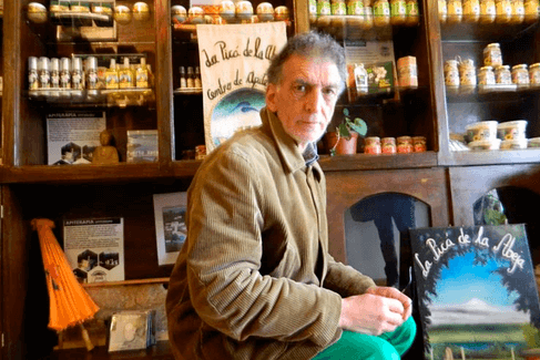 Entrevista a Hugo Moraga, dueño de La Picá de la Abeja: “La única posibilidad que tenemos hoy es el Ecommerce y hay que especializarse”