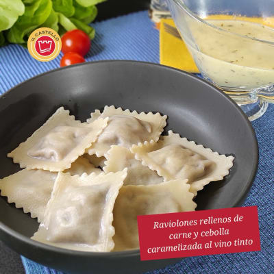 RAVIOLON DE CARNE CON CEBOLLA CARAMELIZADA