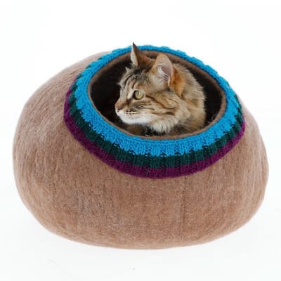 CAMA DE FIELTRO DE GATO3
