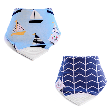 Babero con mordedor Barcos1