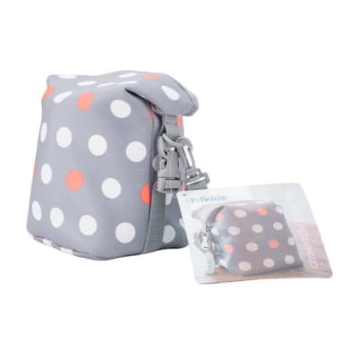 Bolso porta mamaderas convertible gris1