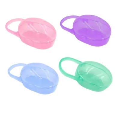 Portachupetes plásticos