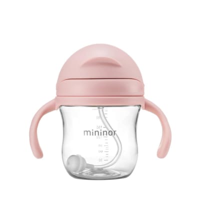 Vaso con bombilla rosa1