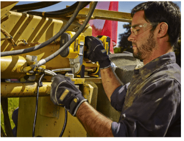 PISTOLA ENGRASADORA 50Z 20V MAX DEWALT2