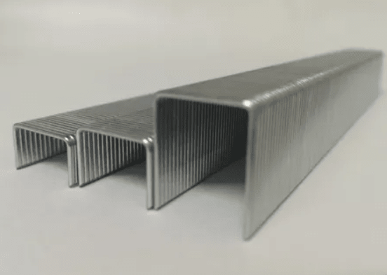 CORCHETES PARA ENGRAPADORA 71-10MM CAJA DE 10.000 UNIDADES2