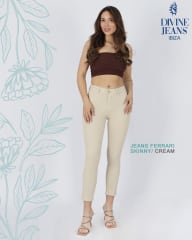 JEANS DIVINE FERRARI CREAM