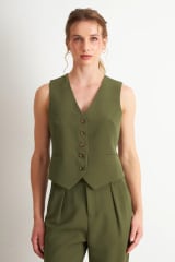 GILET BÁSICO AJUSTABLE