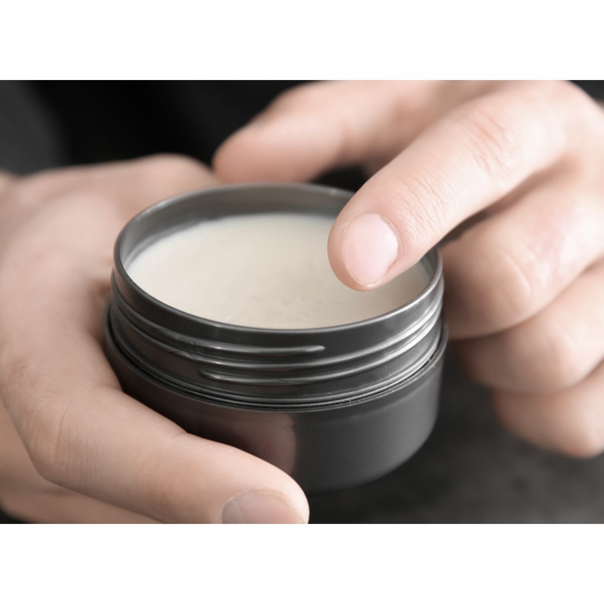 The Barberia Cera Para El Cabello Volumen y Brillo3