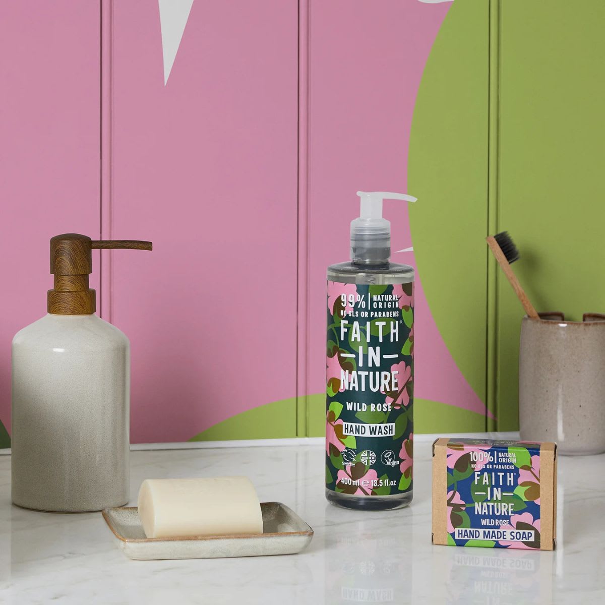 Faith In Nature Jabon de Manos Lavanda y Geranio4