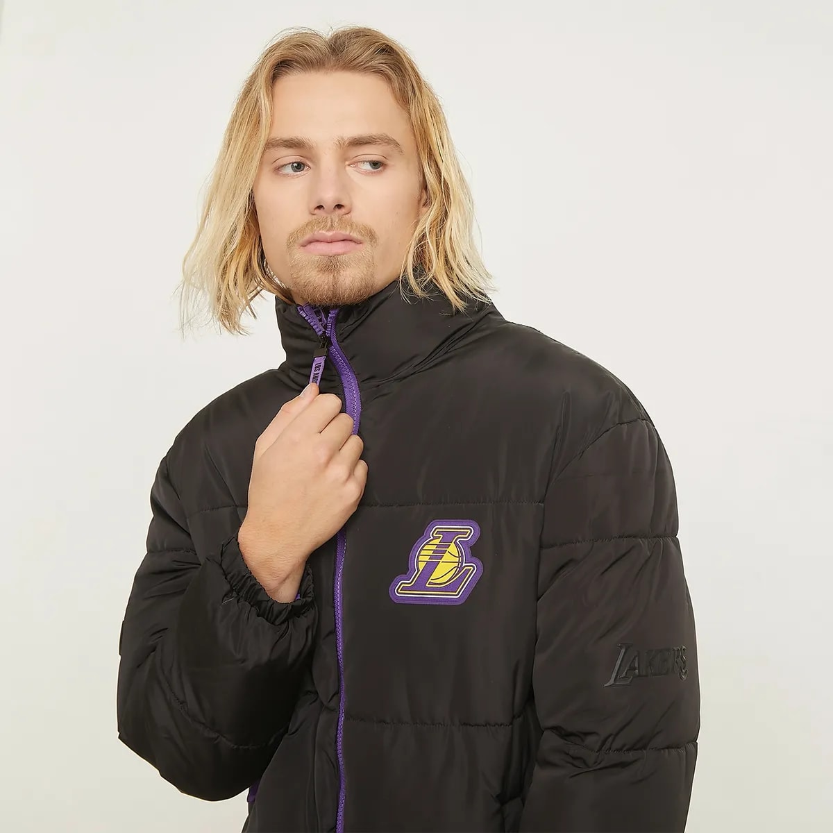 PARKA NBA LA LAKERS NEGRA2