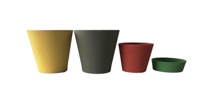 Set De 4 Maceteros Arena 1  Alto Grafito 20x20x18cm 1 Alto Mostaza 20x20x18cm 1 Mediano Rojo 15x15x13cm 1 Suculenta Verde 16x15x5cm