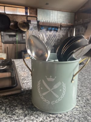Organizador De Cubiertos Con Asas Doradas