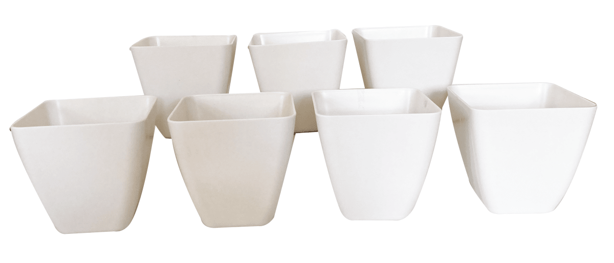 Set de 7 Maceteros Bios Cuadrado Blancos 13,3x13,3x12,4 cm1