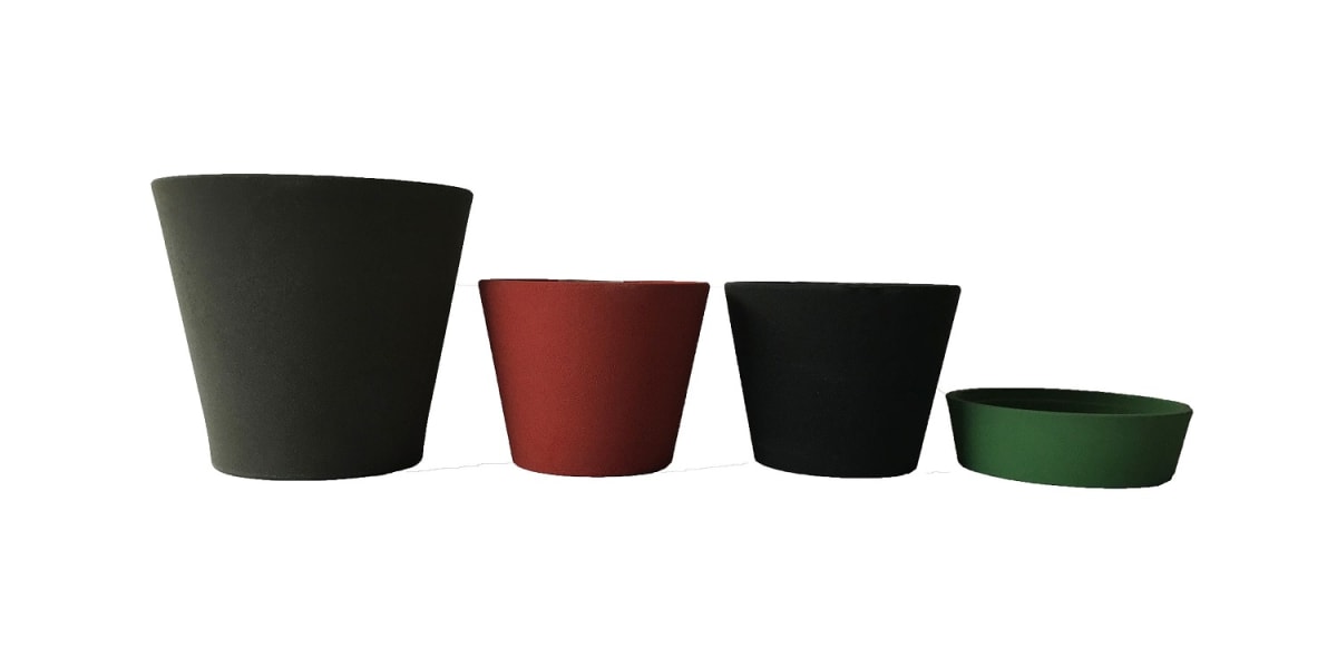 Set 4 Macetas Arena 1 Alto 20x20x18 cm Gris 1 Med Rojo 1 Med Negro 1 Suculenta 16x15x5 cm Ver1