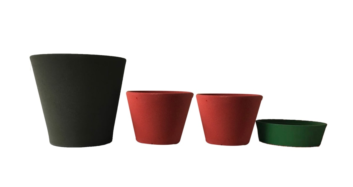 Set 4 Macetas Arena 1 Alto 20x20x18 cm Gris 2 Mediano 15x15x13cm Rojo 1 Suculenta 16x15x5 cm Verde1