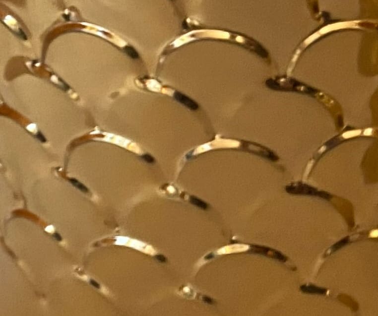 Set 3 Maceteros Dorados Textura 21x21x17cm, 18x18x16cm y 14x14x16cm3