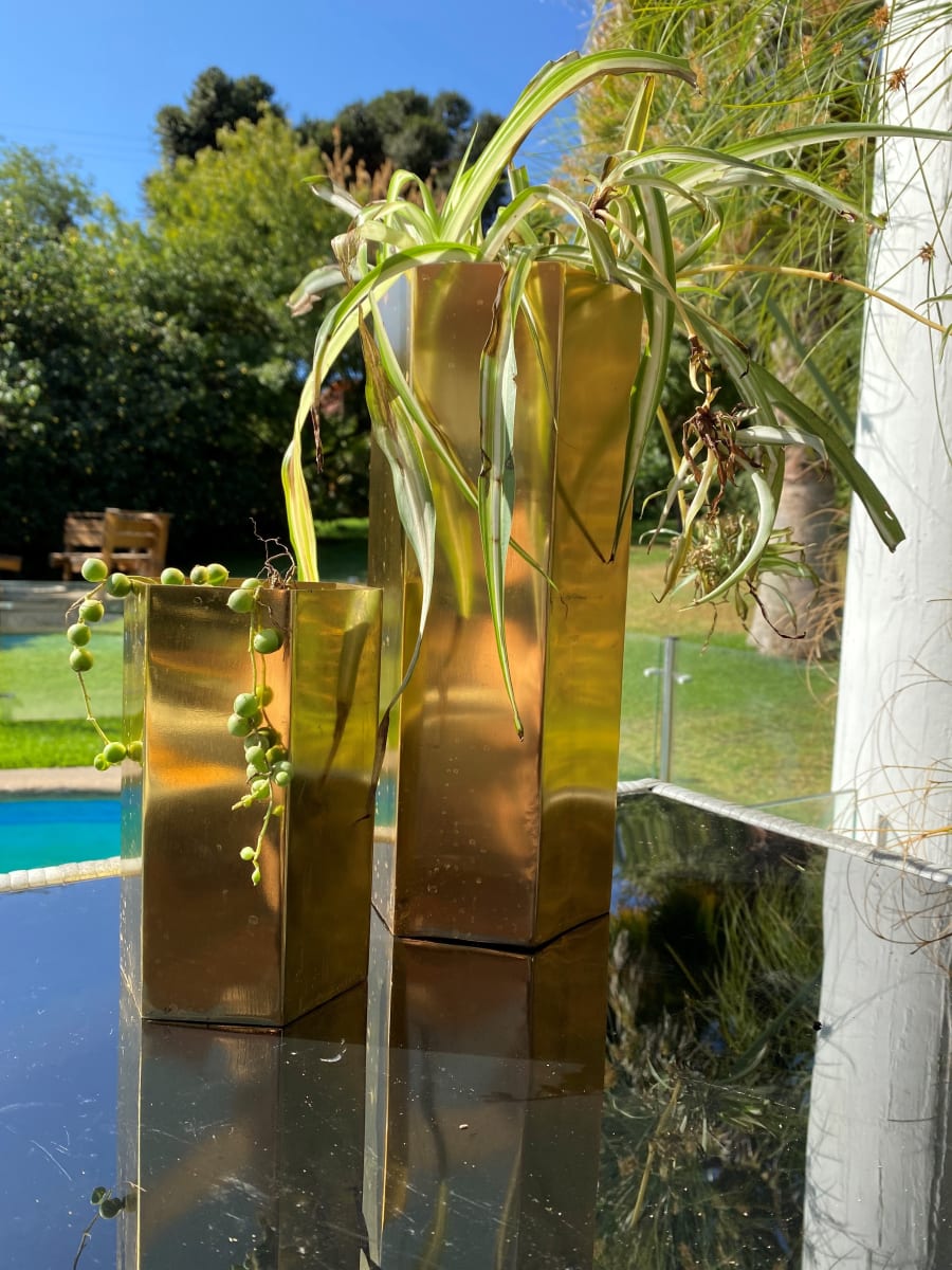 Macetero Octogonal Dorado M 13x13x30cm3