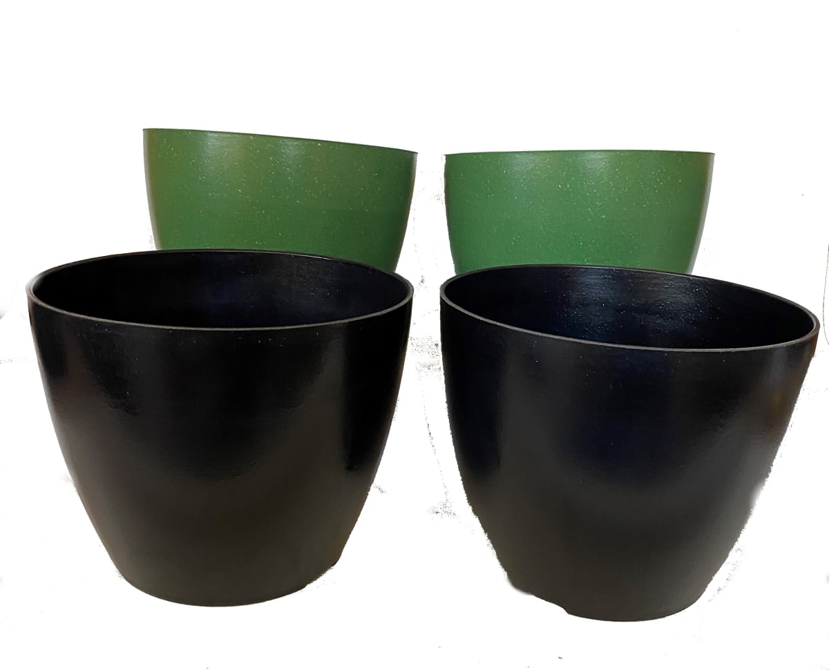 SET 4 Maceteros Bio Actual 2 Negro 2 Musgo 24x24x18 cm1