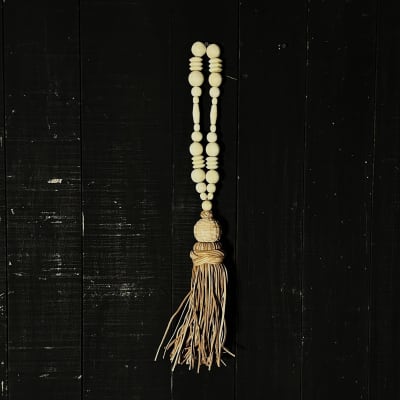 ADORNO COLGANTE CUERO1