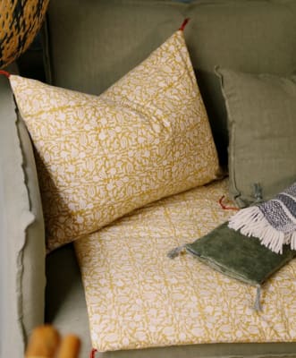 FUNDA ALGODON 50X70 TULIPAN CURCUMA3