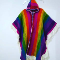 RUANA DE LANA OVEJA ARCO IRIS