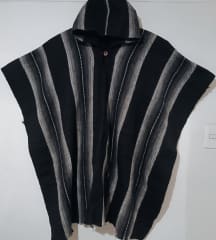 PONCHO  NEGRO  RAYADO 0