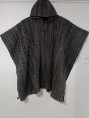 PONCHO PLOMO JASPEADO