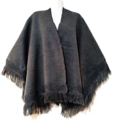 RUANA MANTA DE ALPACA GRIS OSCURO