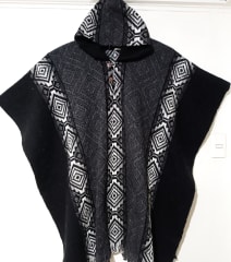 PONCHO CHACANAS NEGR GRIS OVEJA