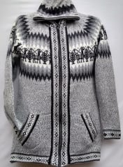 chaleco gris claro diseñado con capucha y cierre 0