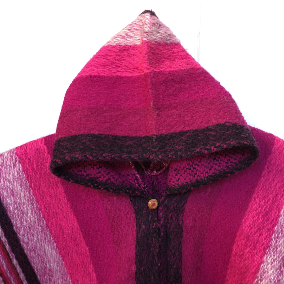 PONCHO MATICES ROSADOS3