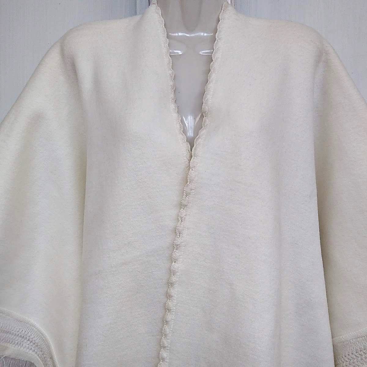 RUANA ALPACA BLANCO PERLA2