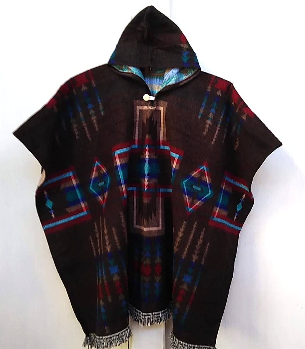 PONCHO CAFE OSCURO ROMBOS ALPACA1