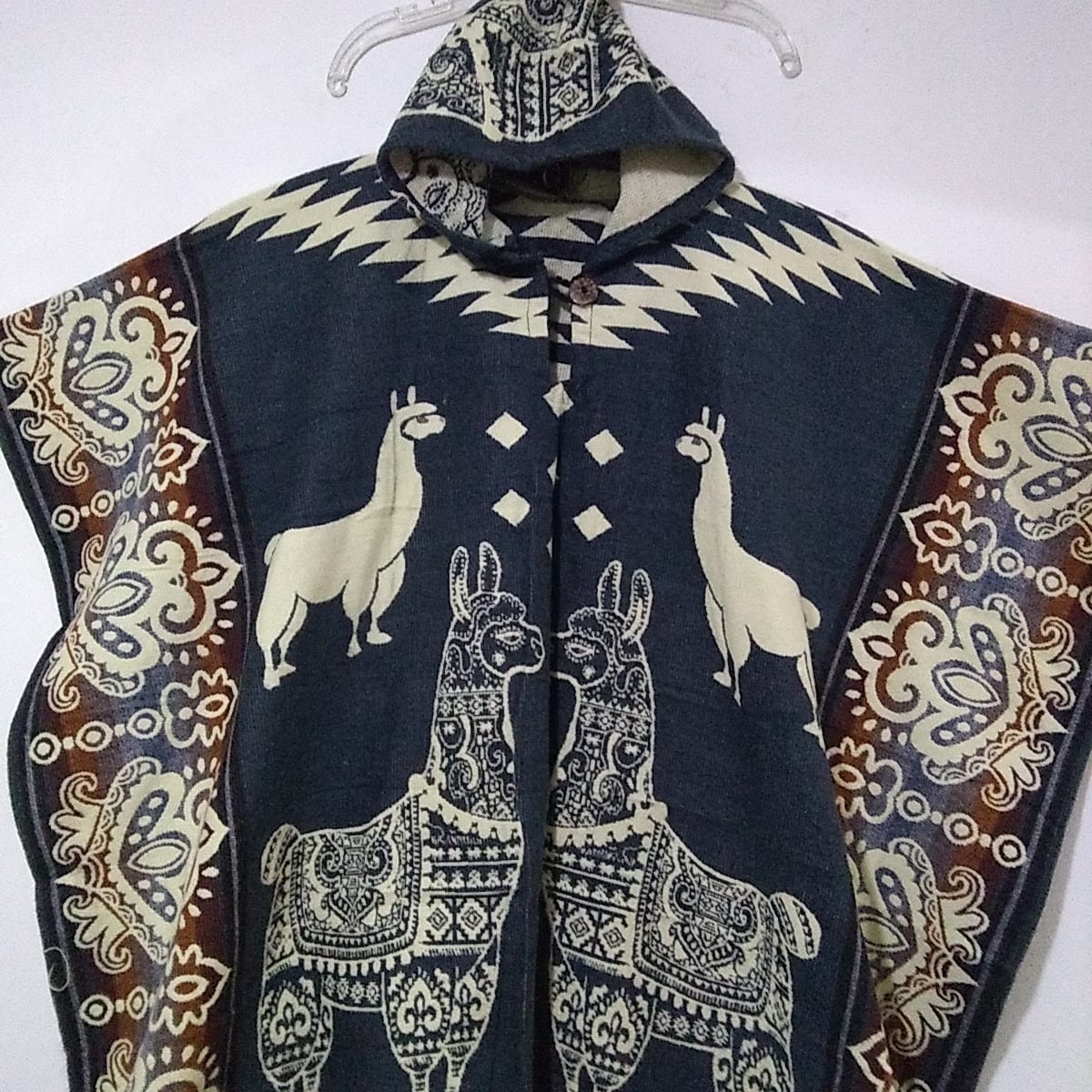 PONCHO LLAMA AZUL MARINO2