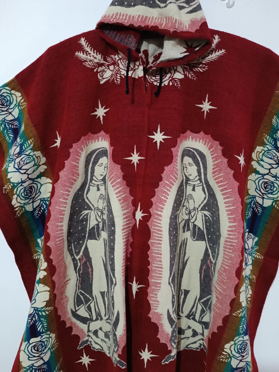 PONCHO VIRGEN ROJO2