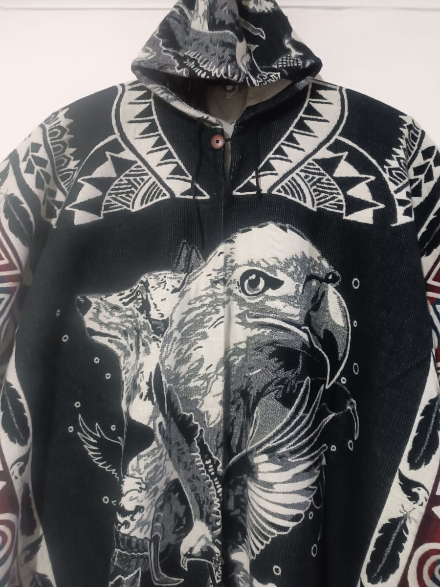 PONCHO  AGUILA LOBO2