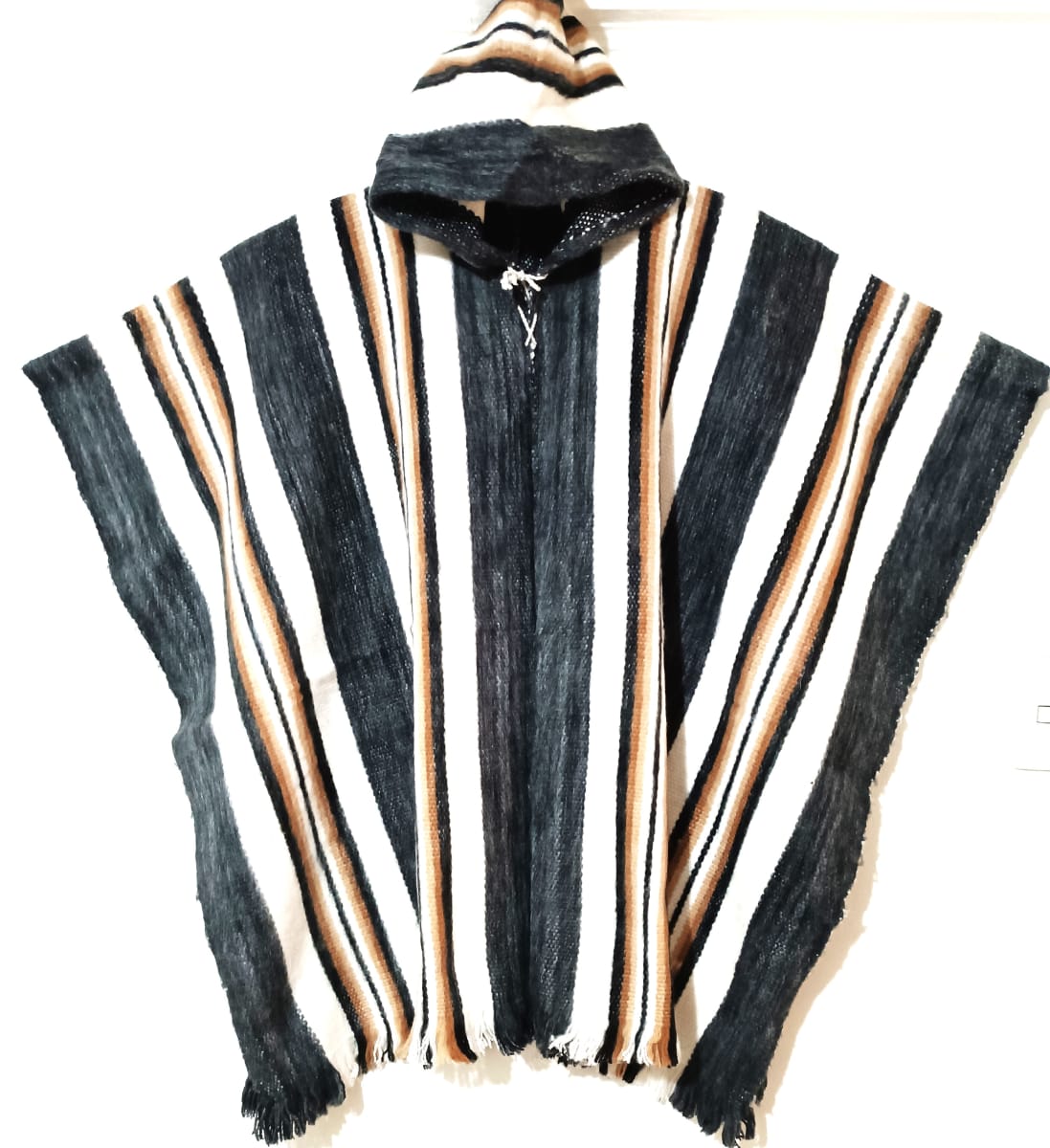 PONCHO CHILOTE COLOR NATURAL2