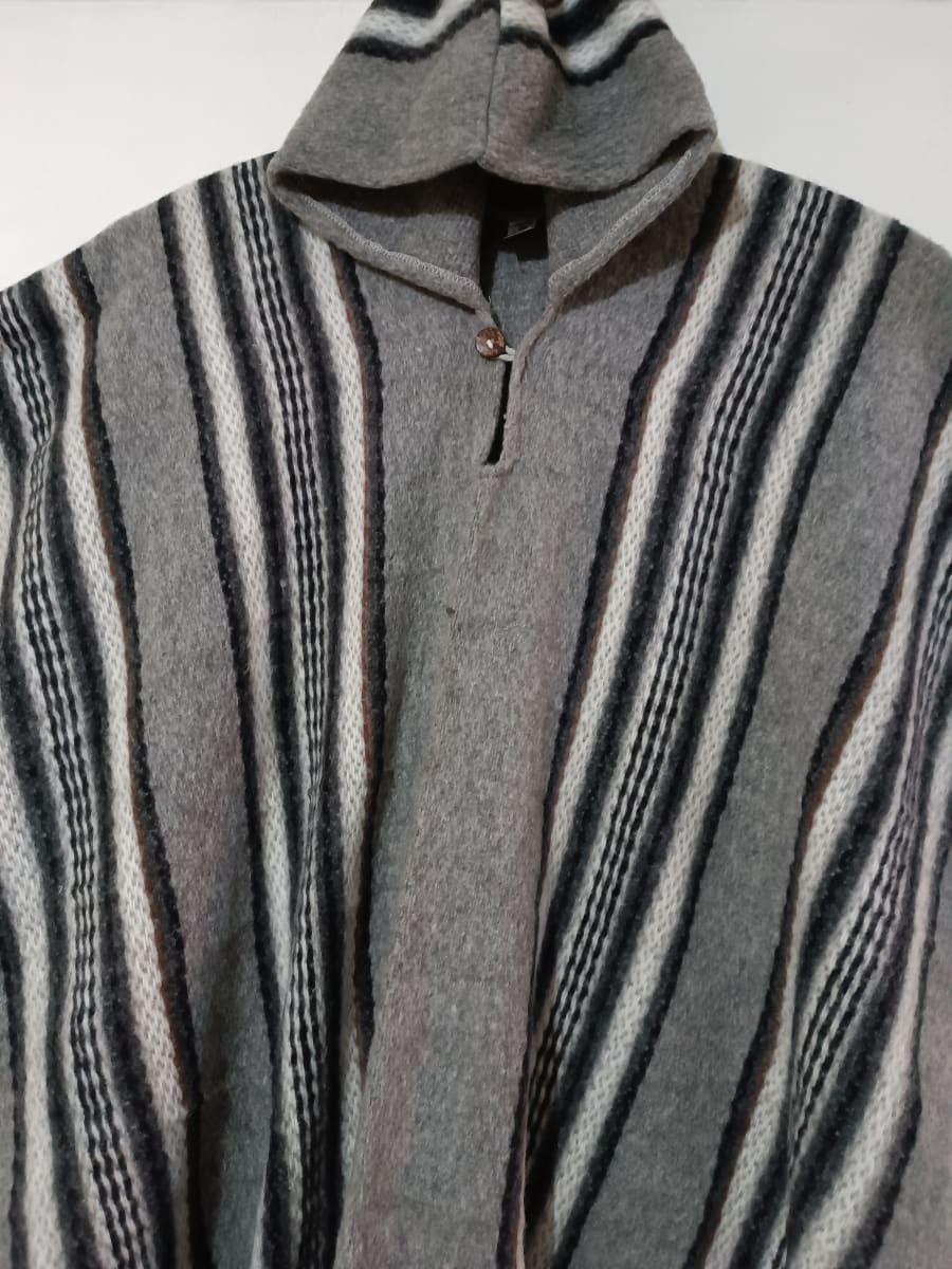 PONCHO PLOMO PLATA3