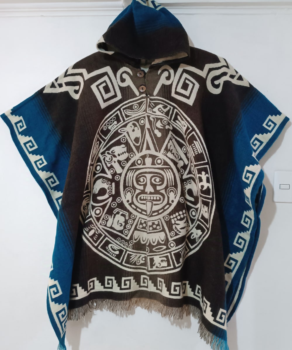 PONCHO CALENDARIO MAYA AZUL1