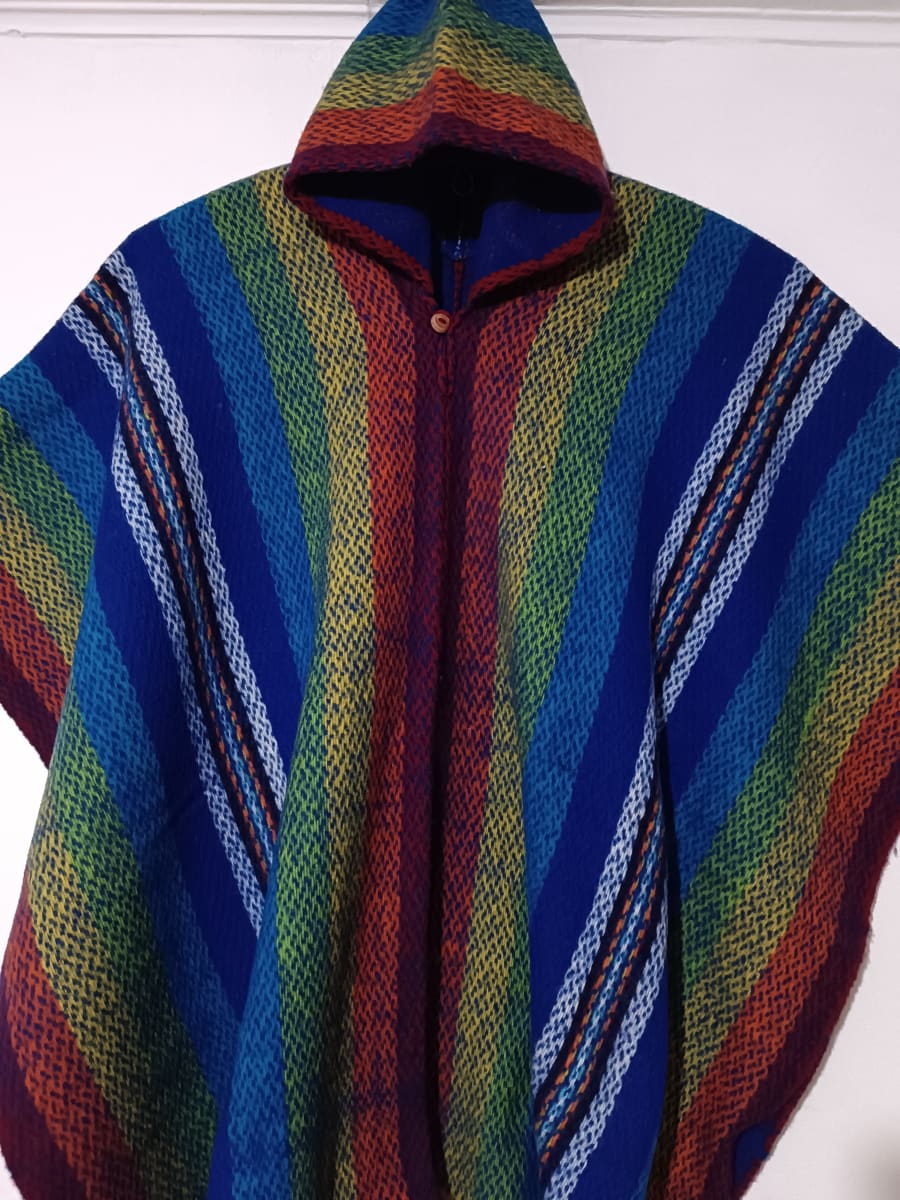 PONCHO ARCO IRIS AZULADO2