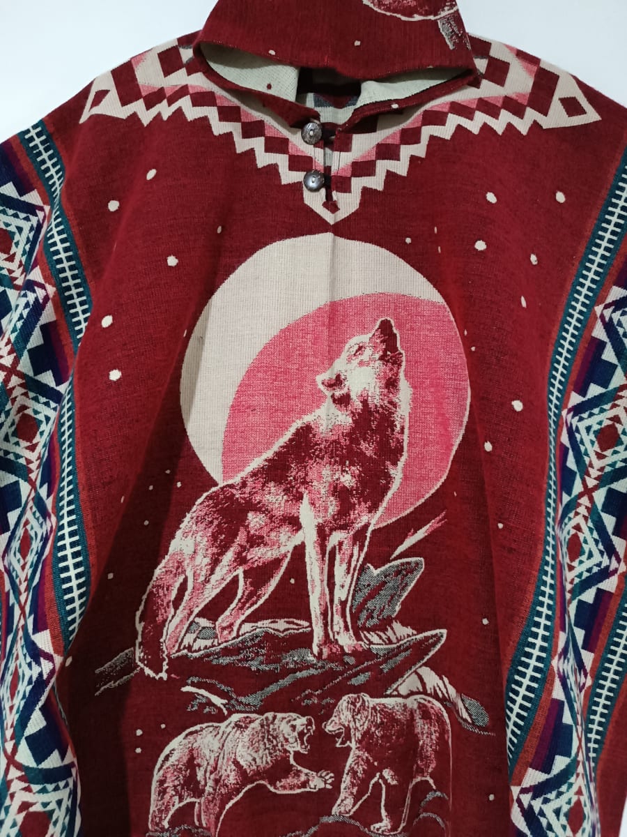 PONCHO ROJO LOBO2