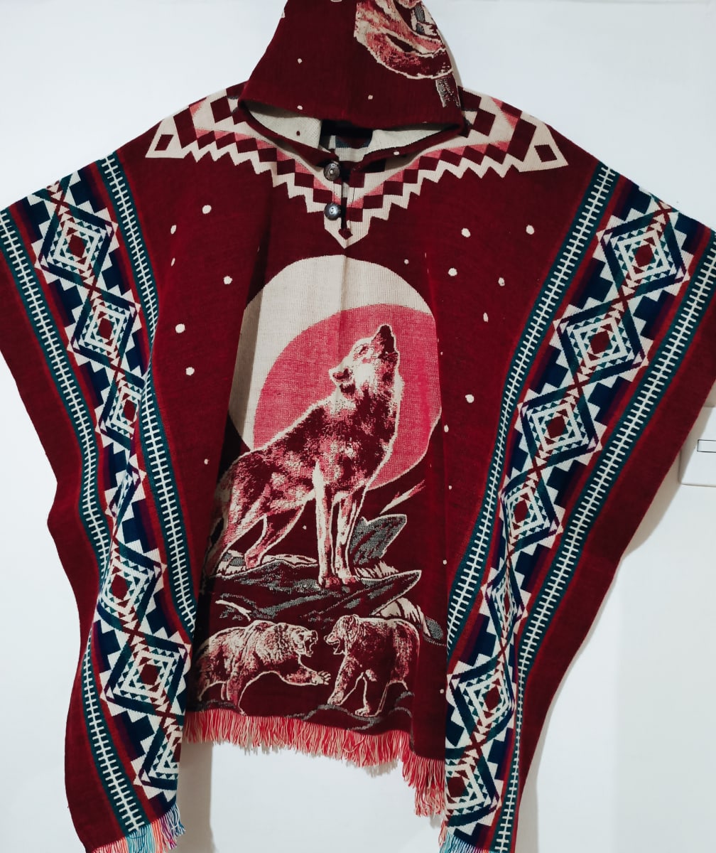 PONCHO ROJO LOBO1
