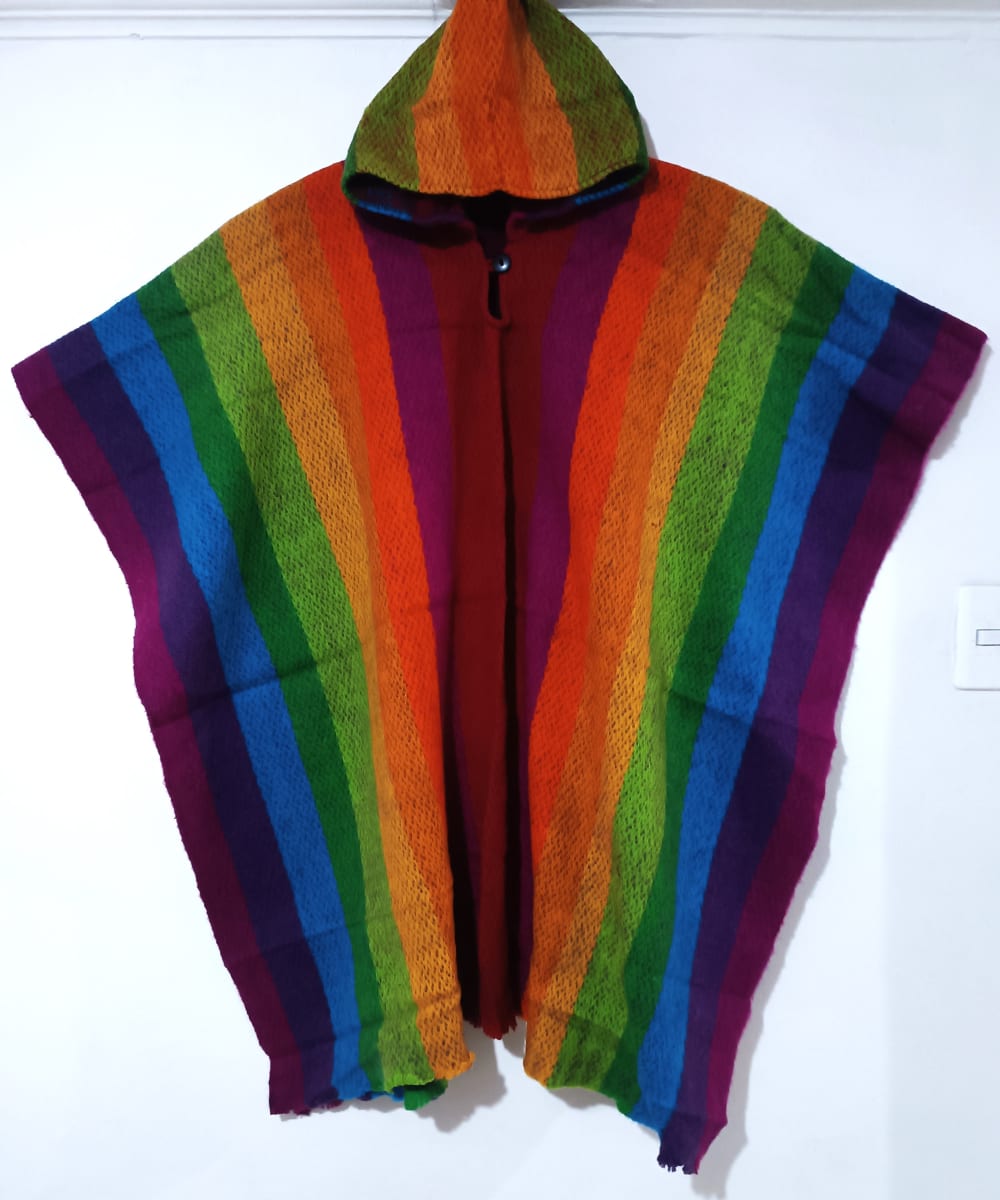 PONCHO ARCO IRIS DE OVEJA1
