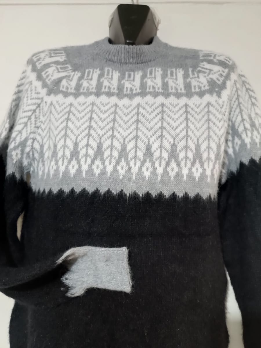 CHOMPA CERRADO ALPACA  NEGRO LLAMAS2