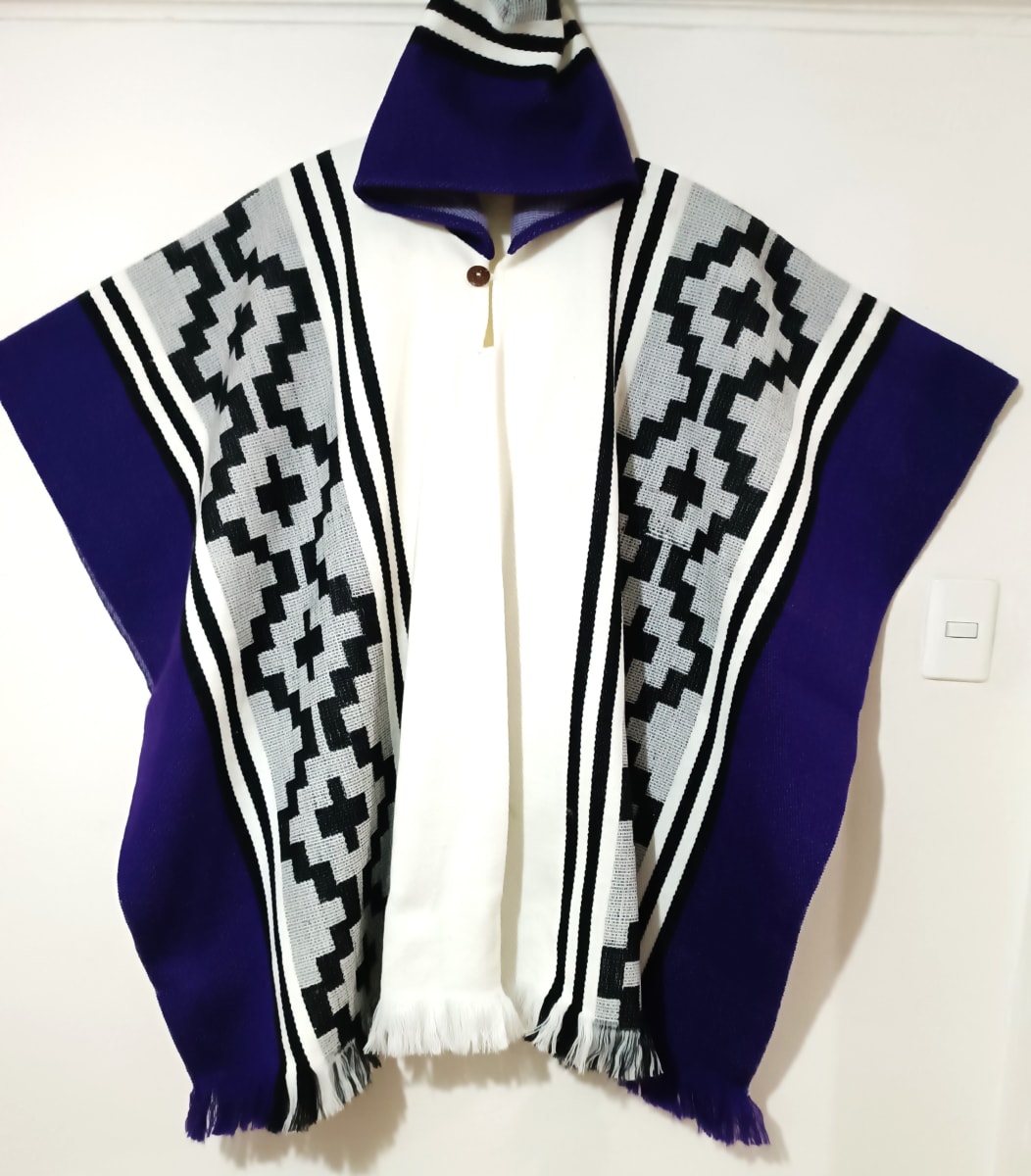 PONCHO CHACANAS MAPUCHE MORADO1